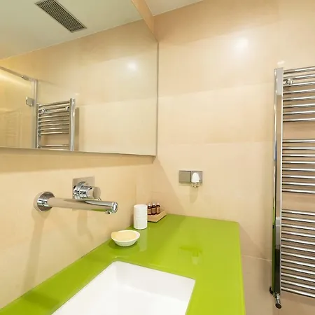 Quart Towers Flat Apartment